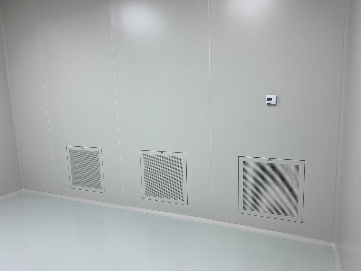 public/img/reference/Cleanroom Panel/19.jpg